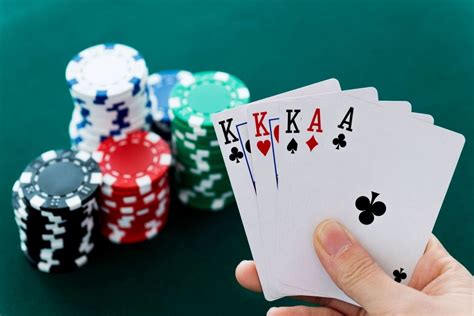10 De Poker Online