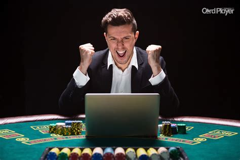 A Chave Para Vencer Torneios De Poker Online