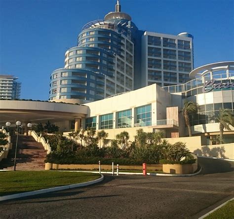 A Entrada Do Casino Conrad Punta Del Este