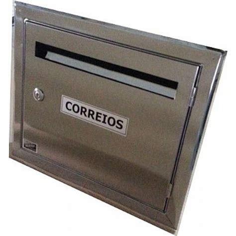 A Porta Da Garagem Slot De Correio Cesta