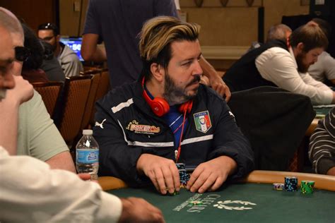 Andrea Vezzani Poker