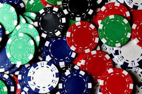 Beli Poker Chip Atraves De Multibanco