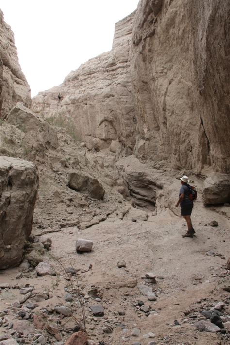 Big Split Rock Slot Canyon Walkabout