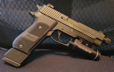 Blackjack P220