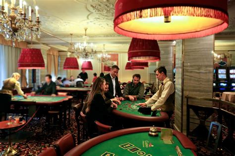 Casino Almirante Praha Paladio