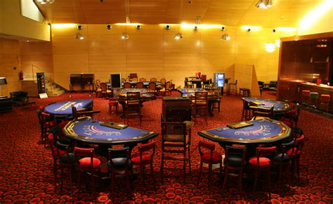 Casino Leon Poker Comar