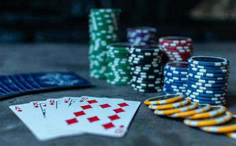 Como Jugar Bien Al Poker Trucos