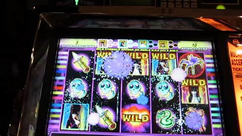 Elvira Slots App