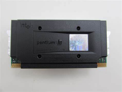 Intel P3 Slot 1