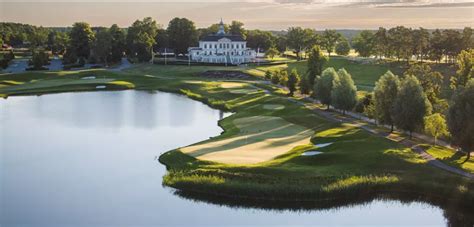 Ir Hof Slott Campo De Golfe   Suecia