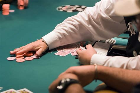 Kako Igrati Poker Aparate