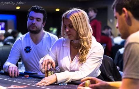 Kathryn Lindsay Poker