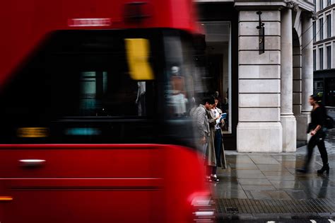 Poker Negociante De Trabalho Em Londres