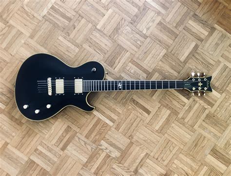 Schecter Blackjack Atx Solo 6 Nogueira De Cetim