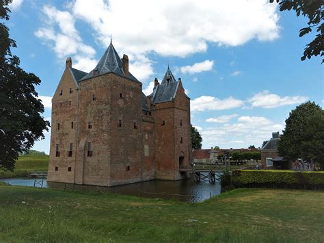 Slot Loevestein Routebeschrijving